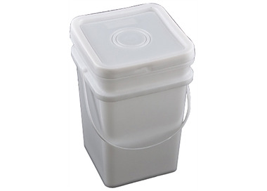 White Square Pail With Lid 20L